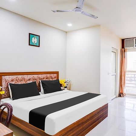 Super Collection O Sector 104 Noida Hotel Ngoại thất bức ảnh