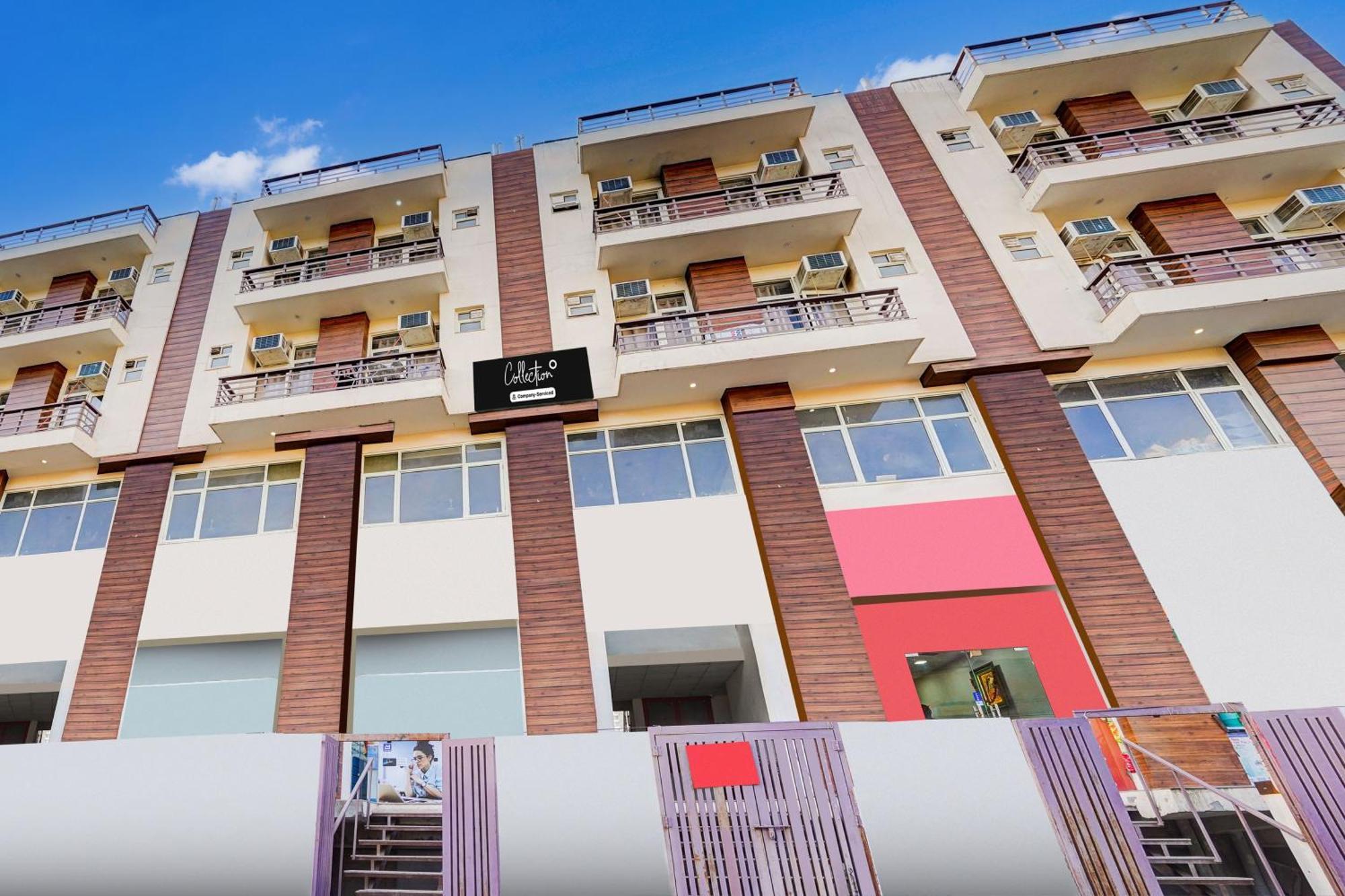 Super Collection O Sector 104 Noida Hotel Ngoại thất bức ảnh